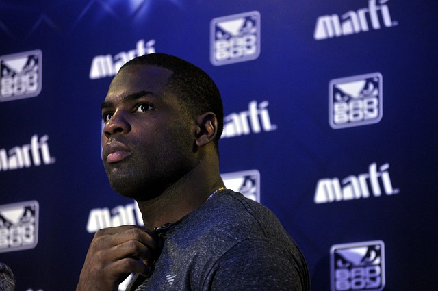 力和對比賽 力和對比賽